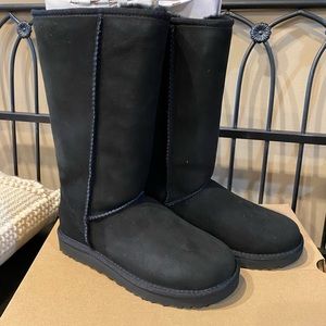Ugg boots sz. 6 NIB